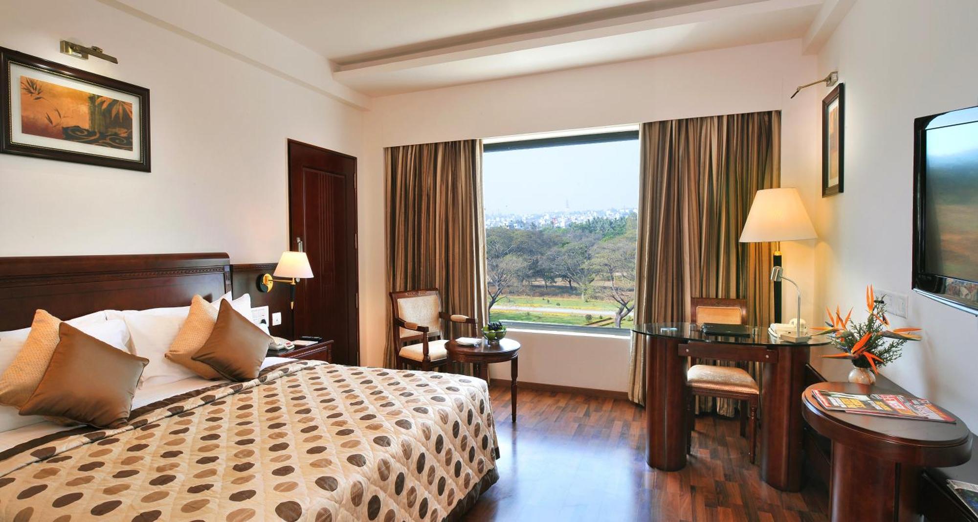 Fortune Jp Palace, Mysore - Member Itc Hotels' Group Dış mekan fotoğraf A room at the Taj Bengal