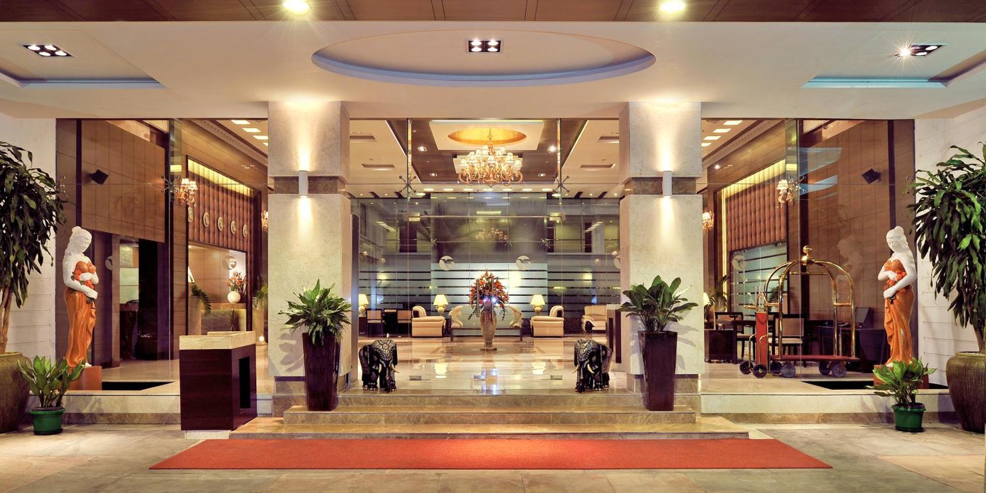 Fortune Jp Palace, Mysore - Member Itc Hotels' Group Dış mekan fotoğraf Lobby