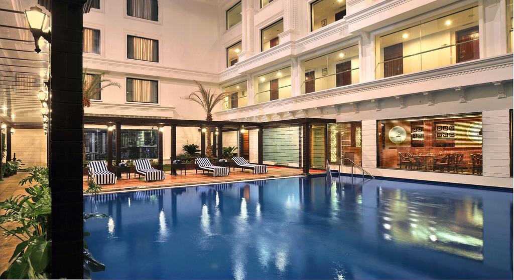 Fortune Jp Palace, Mysore - Member Itc Hotels' Group Dış mekan fotoğraf The pool at the hotel