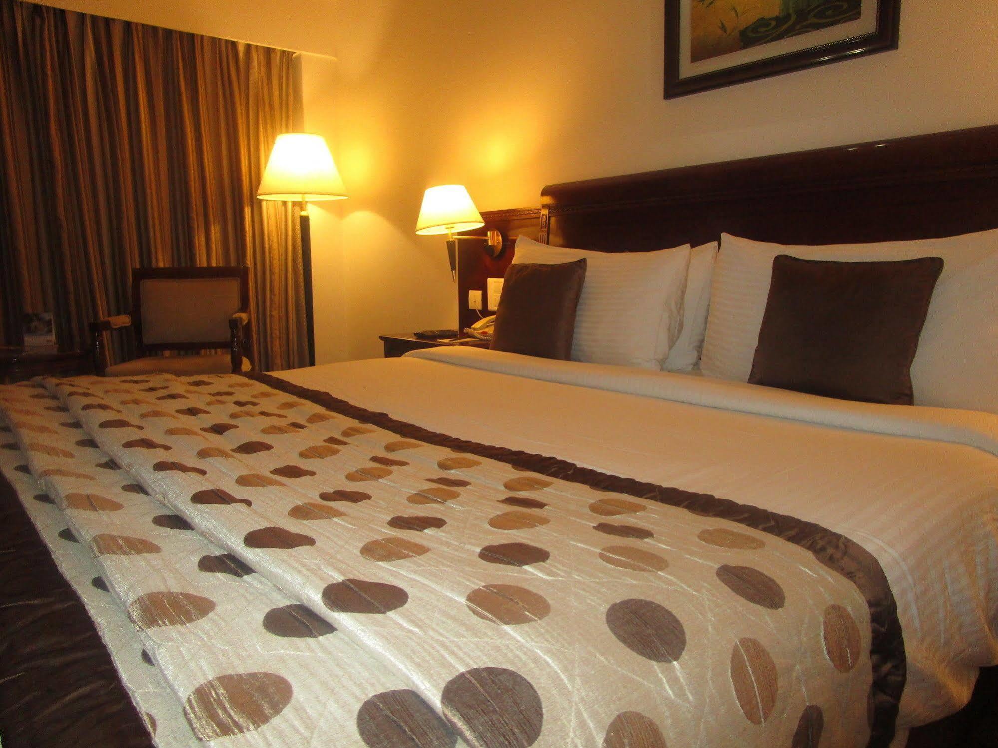 Fortune Jp Palace, Mysore - Member Itc Hotels' Group Dış mekan fotoğraf A room at the hotel